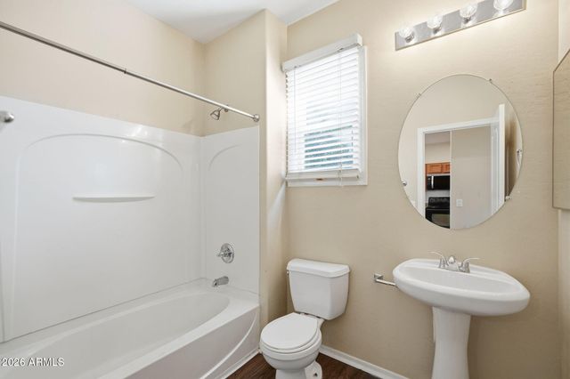 5617 S 21ST Place, Phoenix, AZ 85040