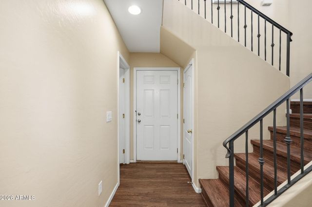 5617 S 21ST Place, Phoenix, AZ 85040