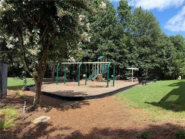 1023 Annazanes Court, Alpharetta, GA 30004