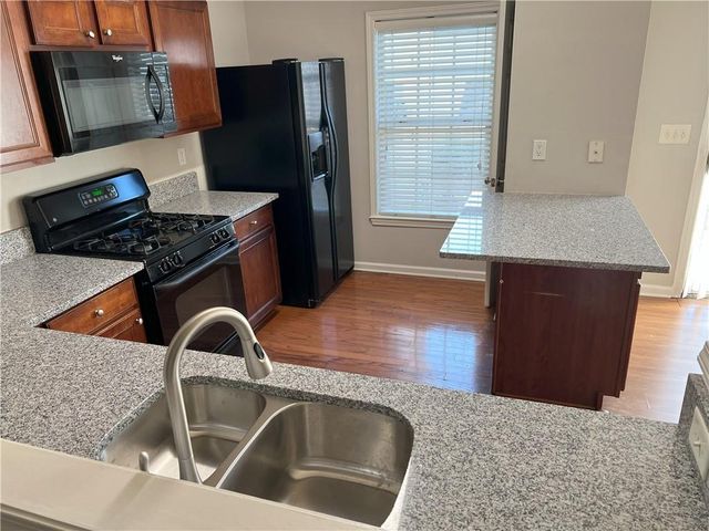 1023 Annazanes Court, Alpharetta, GA 30004