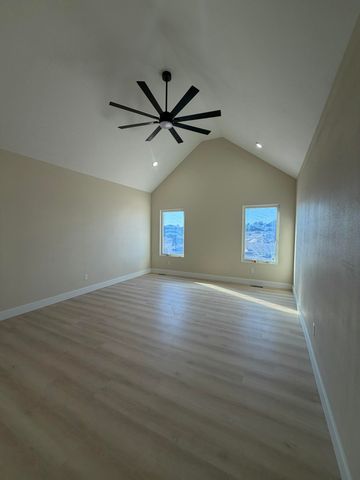 1772 E Peartree Drive, Ozark, MO 65721