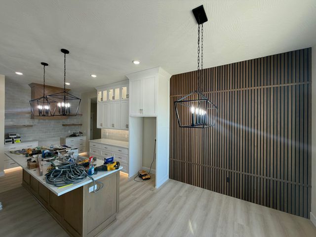 1772 E Peartree Drive, Ozark, MO 65721