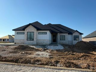 1772 E Peartree Drive, Ozark, MO 65721