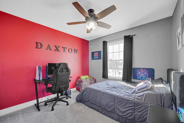 1581 Saugus Close, Valparaiso, IN 46385