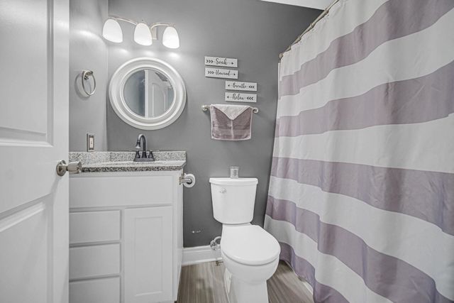 1581 Saugus Close, Valparaiso, IN 46385