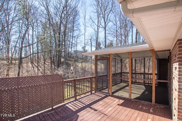 21587 Plantation Road, Bristol, VA 24202