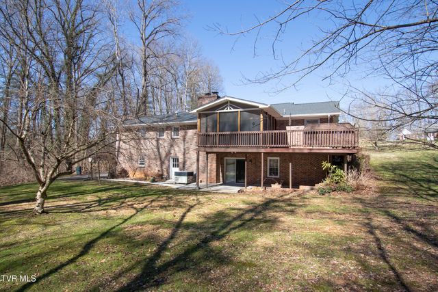 21587 Plantation Road, Bristol, VA 24202