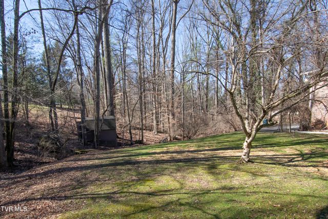 21587 Plantation Road, Bristol, VA 24202