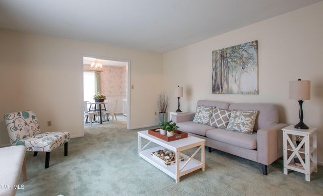 21587 Plantation Road, Bristol, VA 24202