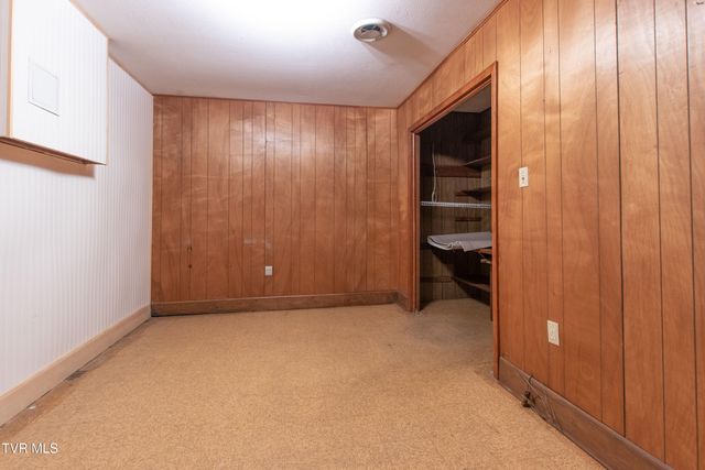 21587 Plantation Road, Bristol, VA 24202