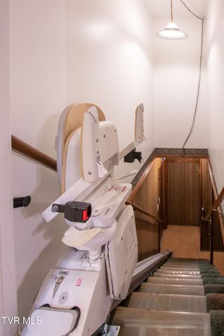 21587 Plantation Road, Bristol, VA 24202