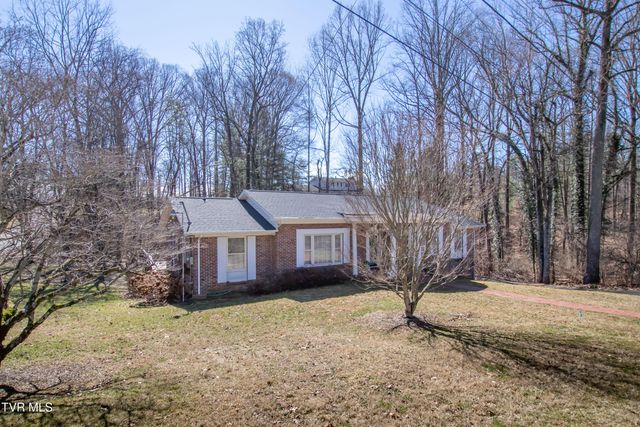 21587 Plantation Road, Bristol, VA 24202