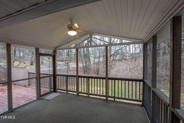 21587 Plantation Road, Bristol, VA 24202