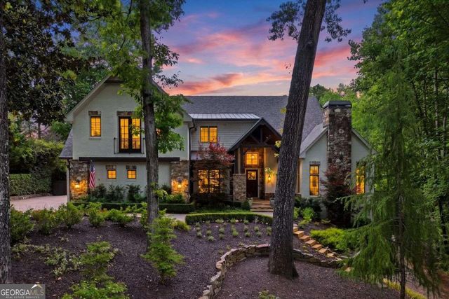 625 W Northway Lane, Atlanta, GA 30342