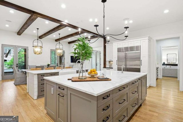 625 W Northway Lane, Atlanta, GA 30342