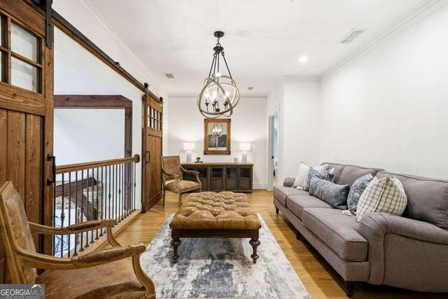 625 W Northway Lane, Atlanta, GA 30342