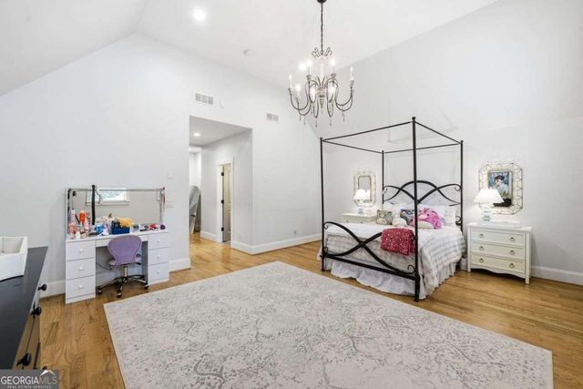 625 W Northway Lane, Atlanta, GA 30342