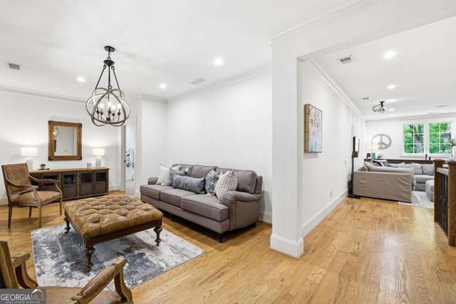625 W Northway Lane, Atlanta, GA 30342