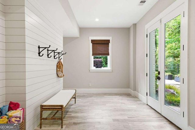 625 W Northway Lane, Atlanta, GA 30342