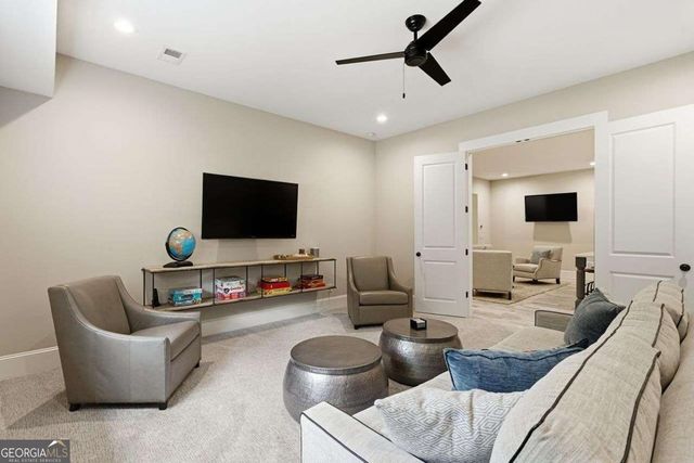 625 W Northway Lane, Atlanta, GA 30342