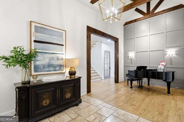 625 W Northway Lane, Atlanta, GA 30342
