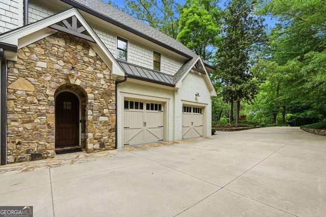 625 W Northway Lane, Atlanta, GA 30342
