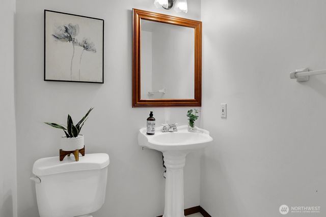 9912 Holly Drive #A, Everett, WA 98204