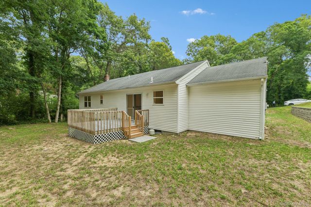 22 Red Maple Road, Ridge, NY 11961