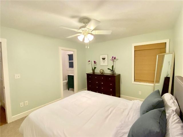 711 Royal Palm Place, Vero Beach, FL 32960