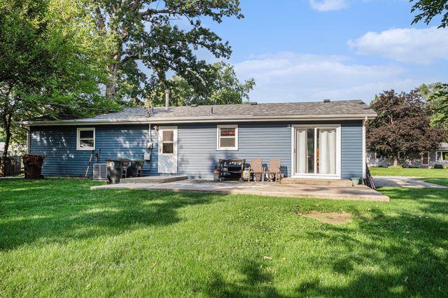 2925 Mcafee Drive, Hobart, IN 46342
