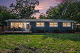 2925 Mcafee Drive, Hobart, IN 46342