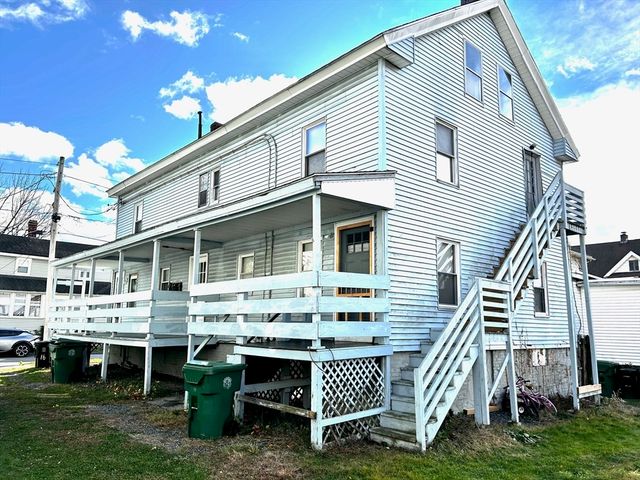 16 Abbey St, Chicopee, MA 01013