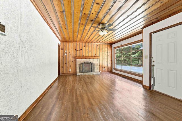 490 Mehaffey Drive, Fairburn, GA 30213