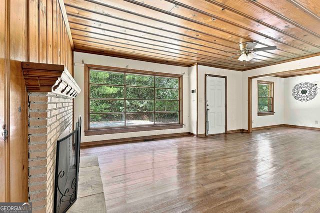 490 Mehaffey Drive, Fairburn, GA 30213