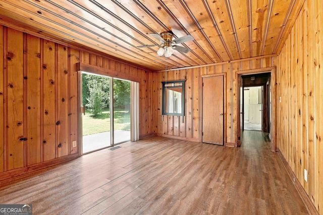 490 Mehaffey Drive, Fairburn, GA 30213
