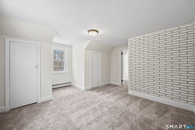 35 Kingston Street, Wethersfield, CT 06109