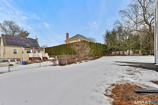 35 Kingston Street, Wethersfield, CT 06109