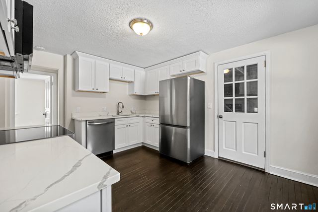 35 Kingston Street, Wethersfield, CT 06109