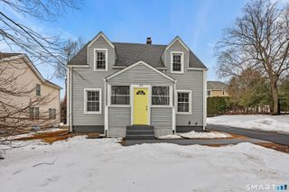 35 Kingston Street, Wethersfield, CT 06109