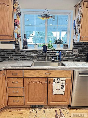 5517 Concord Circle, Idaho Falls, ID 83401