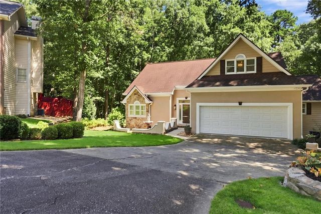4080 Stony River Way, Snellville, GA 30039