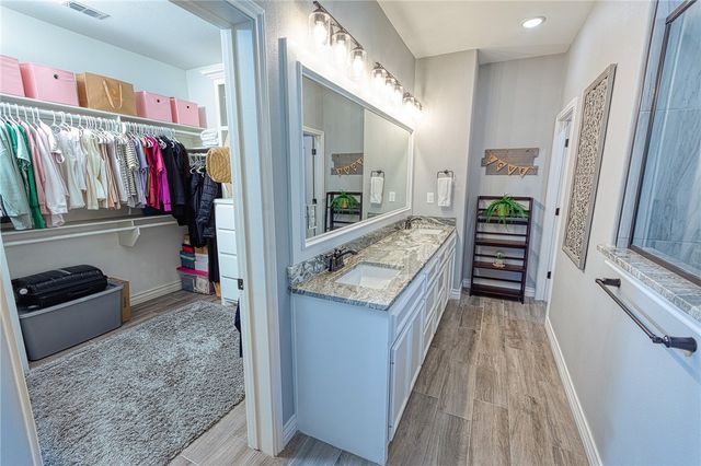 7722 Krypton Dr, Corpus Christi, TX 78414