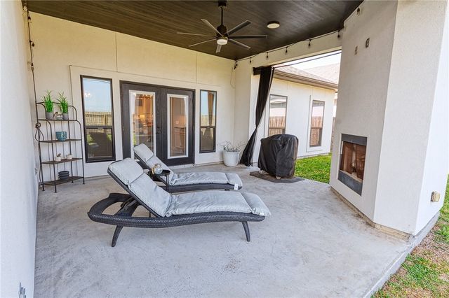 7722 Krypton Dr, Corpus Christi, TX 78414