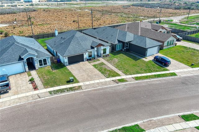 7722 Krypton Dr, Corpus Christi, TX 78414