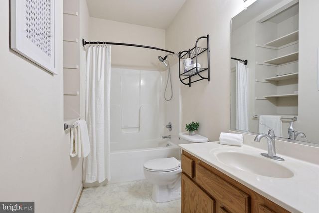 7 VIKING LN, Stafford, VA 22554