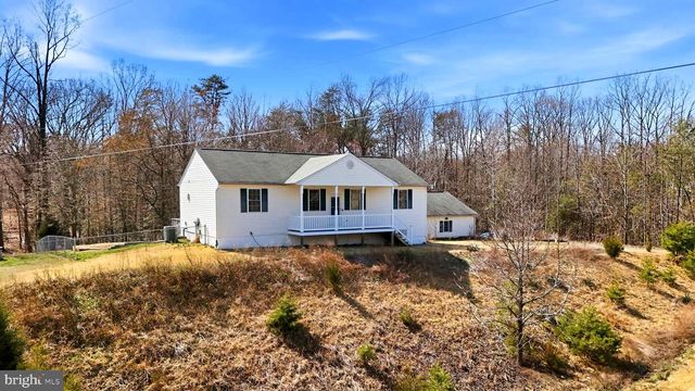 7 VIKING LN, Stafford, VA 22554