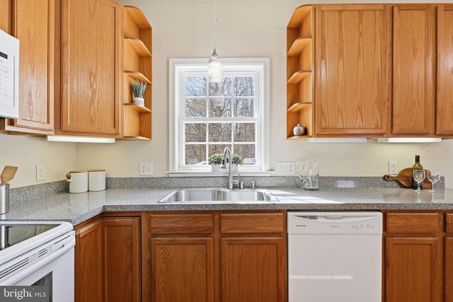 7 VIKING LN, Stafford, VA 22554