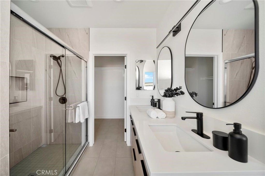 Image 6 of property listing at 7692 9th Street 105, Buena Park, CA 90621