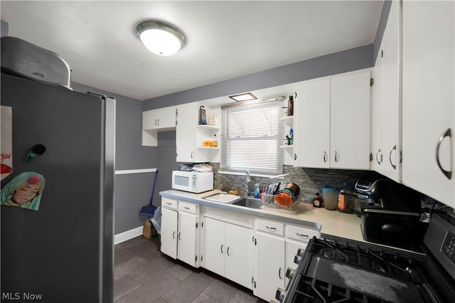 336 E 222nd Street, Euclid, OH 44123