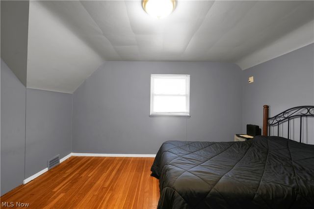 336 E 222nd Street, Euclid, OH 44123